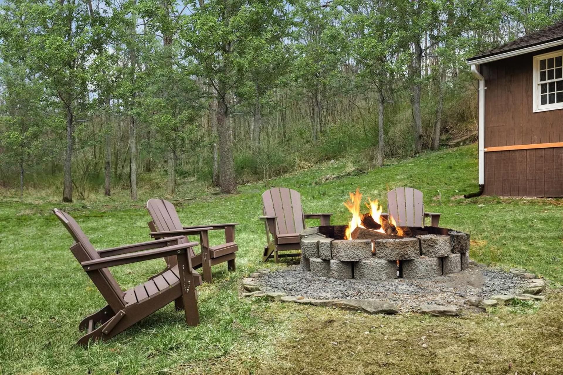 Creekside Cabin W Hot Tub, Fire Pit, Grill, Wifi! Basye Buitenkant foto